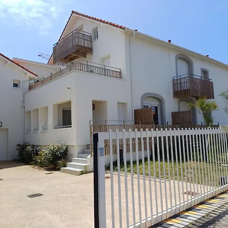 Cap Ocean-2 By Interhome Apartamento